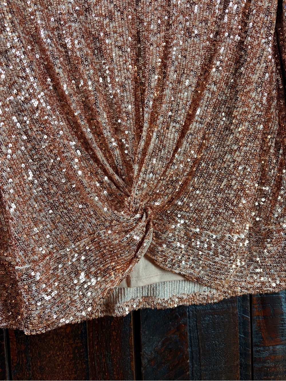 Cable & Gauge Sequin Twist Front V-Neck Top - Rose Gold Elegant Party XS - Picture 4 of 7
